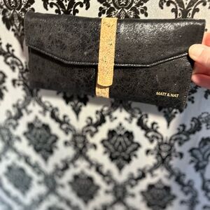 Brand new without tags matt and nat wallet